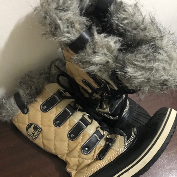 sorel waterproof women’s boots size 7 tan black - Picture 3 of 8